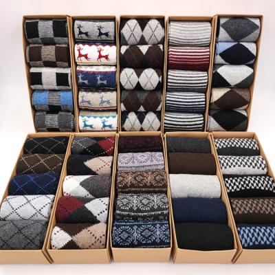 China Sustainable Mens Wool Socks Thermal Comfortable Warm Winter Socks Socks Mens Gift Boxes for sale