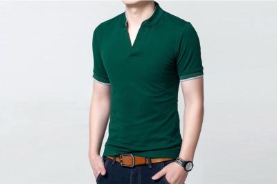 Chine Revers des polos V des hommes de collier de support, T-shirts simples verts de polo pour la douille sifflante de CVC des hommes à vendre