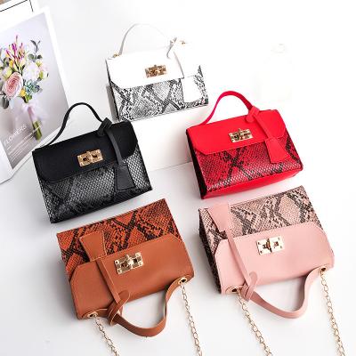 China New 2023 Female PORTABLE Cross - Body Bags Fashion Chain Ladies Mini Shoulder Messenger Bags Trend Purses and Handbagsfor Luxury Women for sale