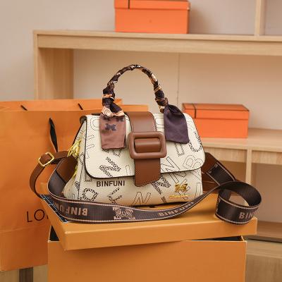 China 2023 Fashion Wholesale Popular Designer Handbags Famous Brands Luxury Purses Shoulder Bag For Women for sale