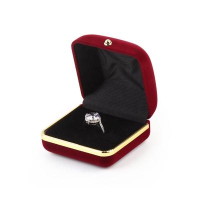 China Fashionable red luxury velvet gold edge propose earrings necklace case portable travel led ring box packaging for sale