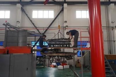 China Rotationelle Rollenformmaschine mit HMI-Steuerungssystem zu verkaufen