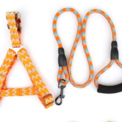 China Viable nylon dog leash and collar set, wholesale dog leash in stock for sale