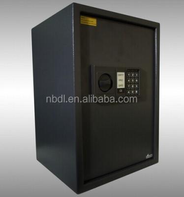 China Rack Type Solid Steel Desktop Security Safe Box With Electronic Lock E50EN for sale