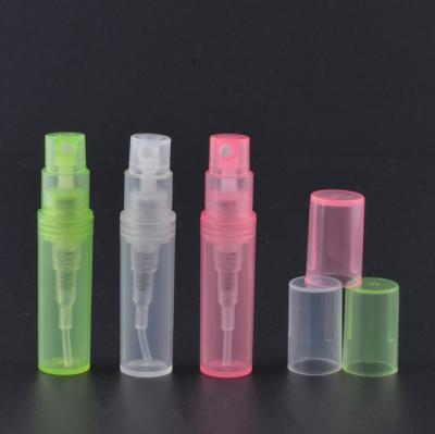 China Personal Care 2ml Sample Plastic Vials For Perfume Empty Colored Plastic Perfume Spray Bottles Wholesale for sale