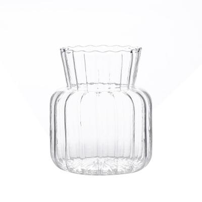 China Factory direct sale glass vase hydroponics contemporary simple transparent striped flower arrangement decoration vase in living room for sale