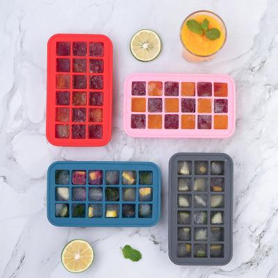 China Amazon Kitchen Viable 2022 Creative Ice Cube Tray Silicone Cube Ice Tray Custom Ice Tray for sale