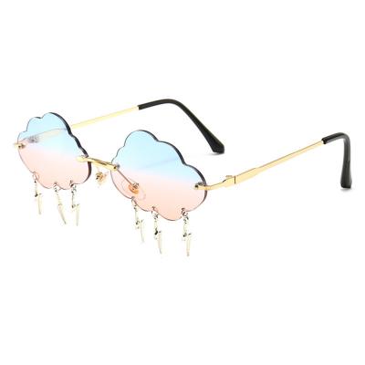 China Fashion Women Sunglasses 2022 Top Brand Designer UV 400 Polarized Gold Frame Gafas Rimless Tassel Cloud Shades Chain Sunglasses for sale