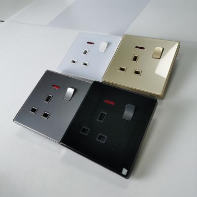 China New Design 13A Commercial Plastic Big Button Single Wall Socket Shinelite Switch Electrical Outlet for sale