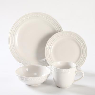 China Disposable Wholesale Luxury Embossed Porcelain Dinner Dishes Sets for sale