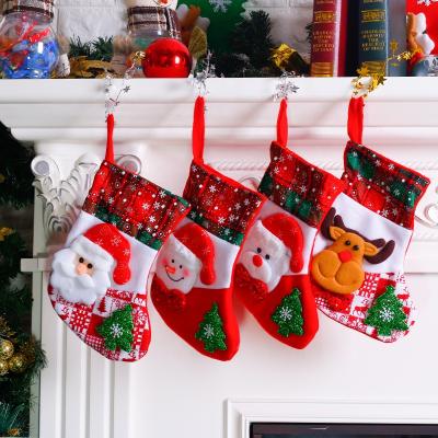 China 2021 Christmas Decor Christmas Tree Stocking Fireplace Stocking Christmas Decor Socks Gift for sale