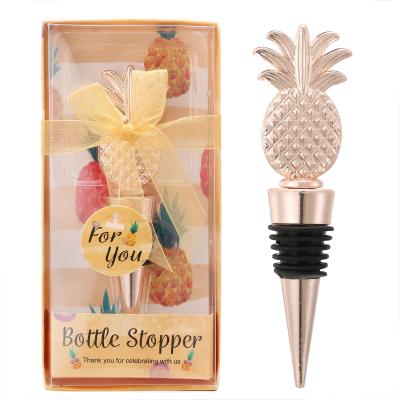 China Wine and Beverage Bottle Stoppers 2020 Amazon Hot Selling Wine Bottle Stopper Gold Metal Pineapple Wine Stopper Wedding Birthday Favor for sale