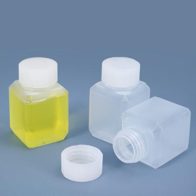 China Screw Cap Biological Hdpe Plastic Reagent Bottles Chemical Solvents 125 Ml for sale