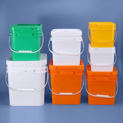 China Reusable Square Beverage Bucket Plastic Bulk 5 Gallon Buckets With Lids for sale