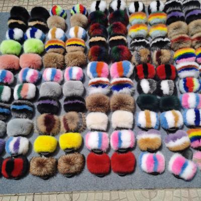 China Wholesale Custom Designer Colorful Brown Fluffy Fuzzy Fur Anti-Slippery Slips Real Fox Fur Slippers Women for sale