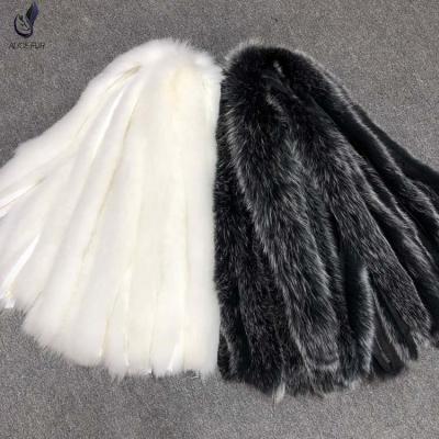 China Custom Auto Upholstery Waist Color Fur Strip / Detachable Silver Fox Fur Trim For Fashion Ladies for sale