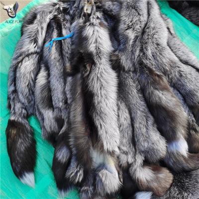 China With leg price cheap animal skin fox pelt real fur skins fashion choice natural fox fur pelts for sale