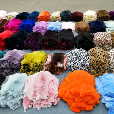 China China Soft and Fluffy Suppliers Dyed Color Real Rex Rabbit Fur Skin Tanned Fur Skin with Cheap Price for sale