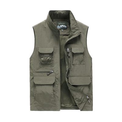 China Sleeveless Multi Fisherman Vest Safari Vest Outdoor Sports Pockets Vest Multicolor Polyester Breathable/Thin And Light/Anti-Static/Wearable/Soft New Product for sale