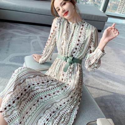 China 2022 Canada Viable Hot Selling Spring Slim Hawaiian Dress Printed Beach Chiffon One-Line Dresses for sale