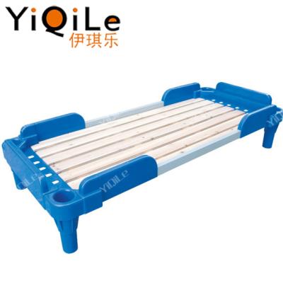 China Solid Kindergarten Furniture Products Daybed Beds Kids Bed for sale