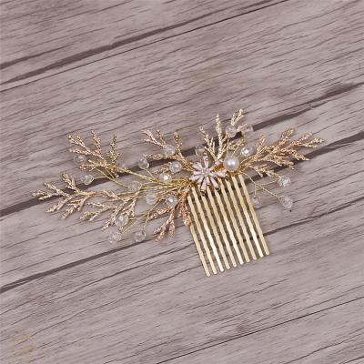 China Crystal Pearl Hair Comb Handmade Bridal Vine Fancy Wedding Hair Combs For Women Bridal Hair Band Comb for sale