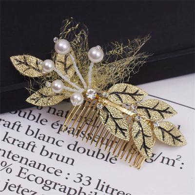 China Handmade Bridal Accessories Hair Comb Wedding Hair Accessories Brides Maids Hair Comb Wedding Hair Comb Accessory for sale