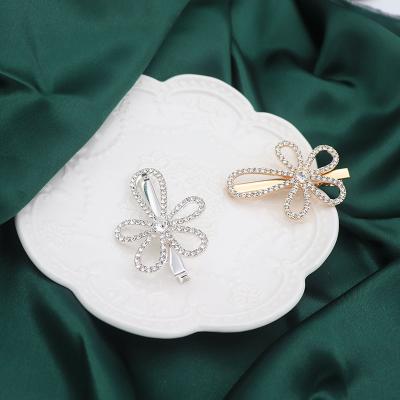 China Flower rhinestone hair clip wedding dress hair accessories handmade bridal female hair clip for sale