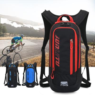 China Latest Design Water Proof OMASKA Camelback Water Backpack Hydration Backpack Outdoor Bicycle Water Bag for sale