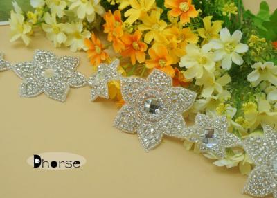 China Flower Design Sew On Bling Bling Decorative Rhinestone Beaded Trim For Wedding Dress for sale