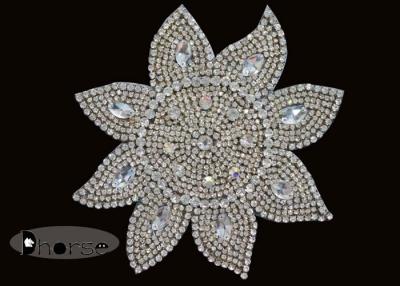 China Applique de la flor del diamante artificial de los diseños de trabajo para los vestidos, modificado para requisitos particulares en venta