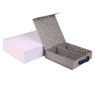 China Custom Empty Disposable Magnetic Folding Flat Pack Paper Storage Packaging Box Cardboard Foldable Gift Box With Ribbon for sale