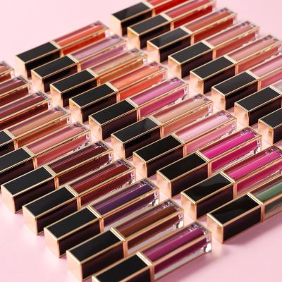 China Custom lip gloss private label lip gloss low gloss bare shimmer clear shimmer waterproof wholesale moq labels lip gloss for sale