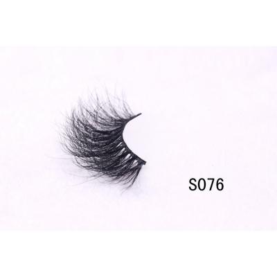 China 8D 25MM Band Eyelashes High Quality Fluffy Crisscross Mink Eyelashes for sale