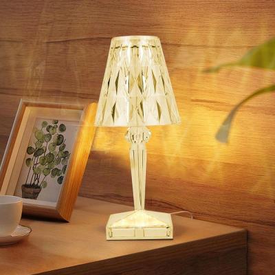 China Modern Decoration LED Crystal Glass Table Lamp Restaurant Bedroom Wedding for sale