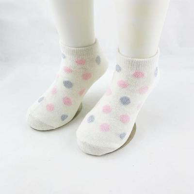 China Antibacterial Cheap Wholesale Colorful Girls Dot Stripe Summer Boy Short Socks for sale