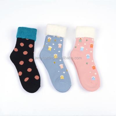 China Breathable Women Ladies Winter Swept Acrylic Terry Winter Girls Winter Socks Sleep Socks Home Slipper Socks for sale