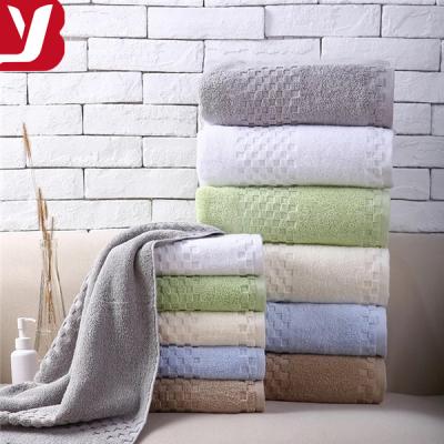 China Thickness 600GSM Jacquard Face Bath Towel QUICK DRY 3 Pcs Plaid Cotton Towel Sets for sale