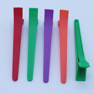 China Fashionable no slip hair clips salon use plastic professional hair cutting clips platypus hair clips LIS-8063 for sale