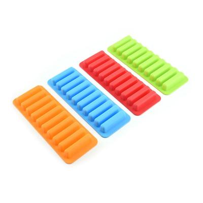 China Sustainable Professional Food Grade Hot Dog Maker Silicone Cookie Molds And Christmas Chocolate Silicon Mold for sale