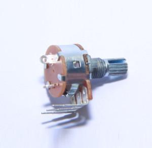 China 16mm rotary potentiometer, carton potentiometer with metal shaft, potentiometer with switch for sale