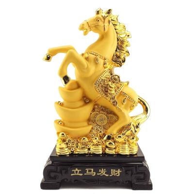 China Custom Made High Quality Handmade Resin Desktoe Office Home Statue Small Horse Europe Vintage Horse Statue Ornament for sale