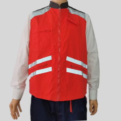 China QUICK DRY Orange Slim Fit Men's Fashion Outdoor Sports Photography Fishing Vest for sale