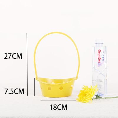 China Cheap hold flowers and wholesale cheap bridesmaid basket wedding bridesmaid basket high quality for sale