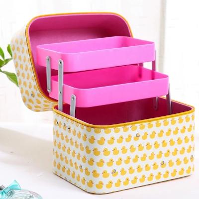 China Large Capacity Portable PU Leather Travel Cosmetic Bag With Zipper And Drawers for sale