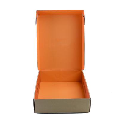 China Handmade Custom Folding Kraft Paper Packaging Bottle Gift Boxes for sale