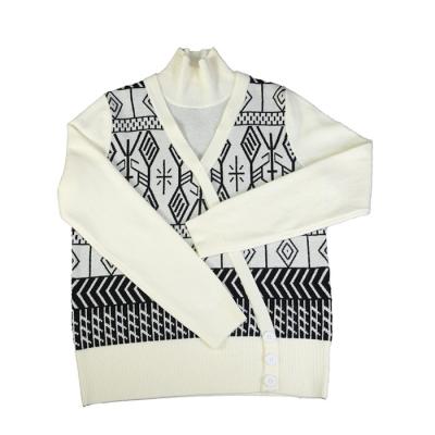 China new autumn and winter Anti-wrinkle sweater knitted jacquard black and white women's fake two-piece set for sale