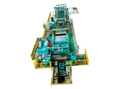 Cina Ora laminata a caldo che fende linea impilamento di taglio d'acciaio di marinatura di Uncoiler della macchina di taglio della bobina in vendita