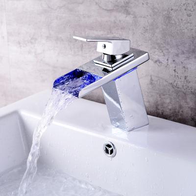 China Metered Faucets Brushed Golden Gold Rotate Bathroom Water Saving Water Tap Faucets And Faucet Bathroom Basin Cooling Faucet for sale