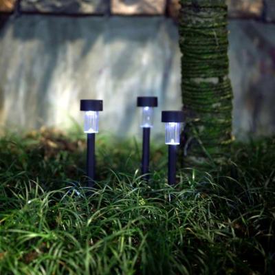 China Outdoor Plastic Solar Garden LED Patio Garden Decoration Light Light for sale